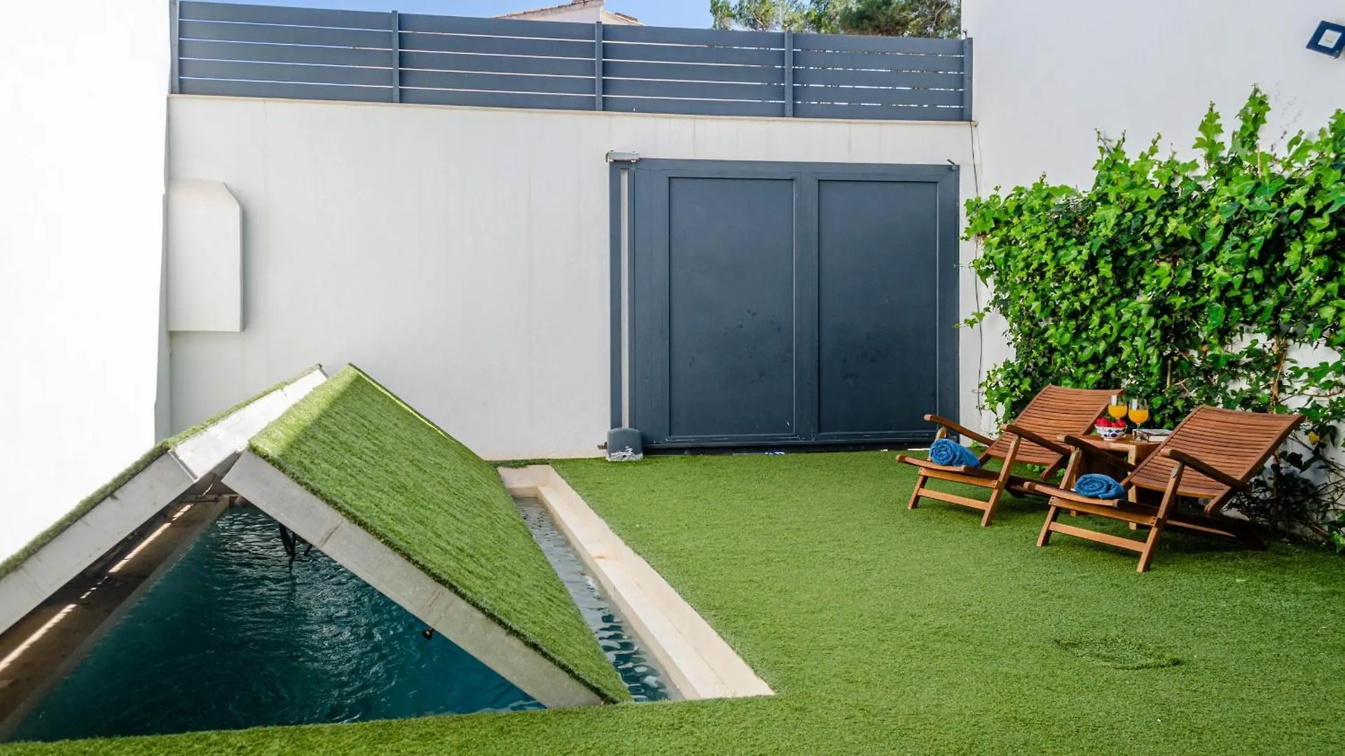 Yourhouse Els Nins Villa Кан Пикафорт 0*,